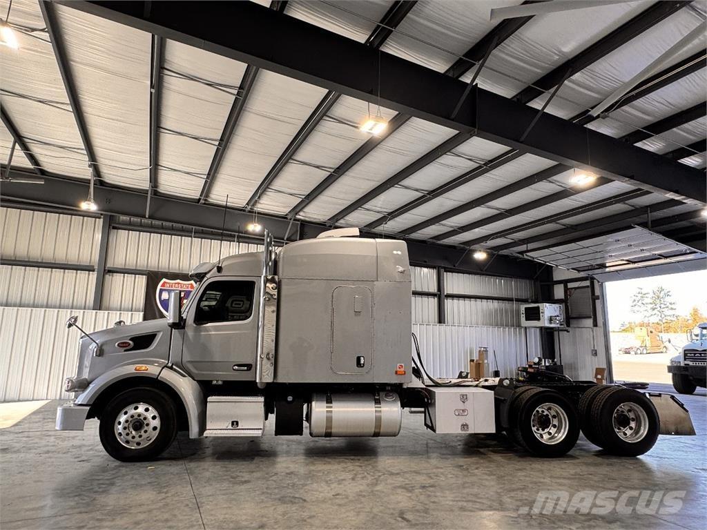 Peterbilt 567 Tegljači