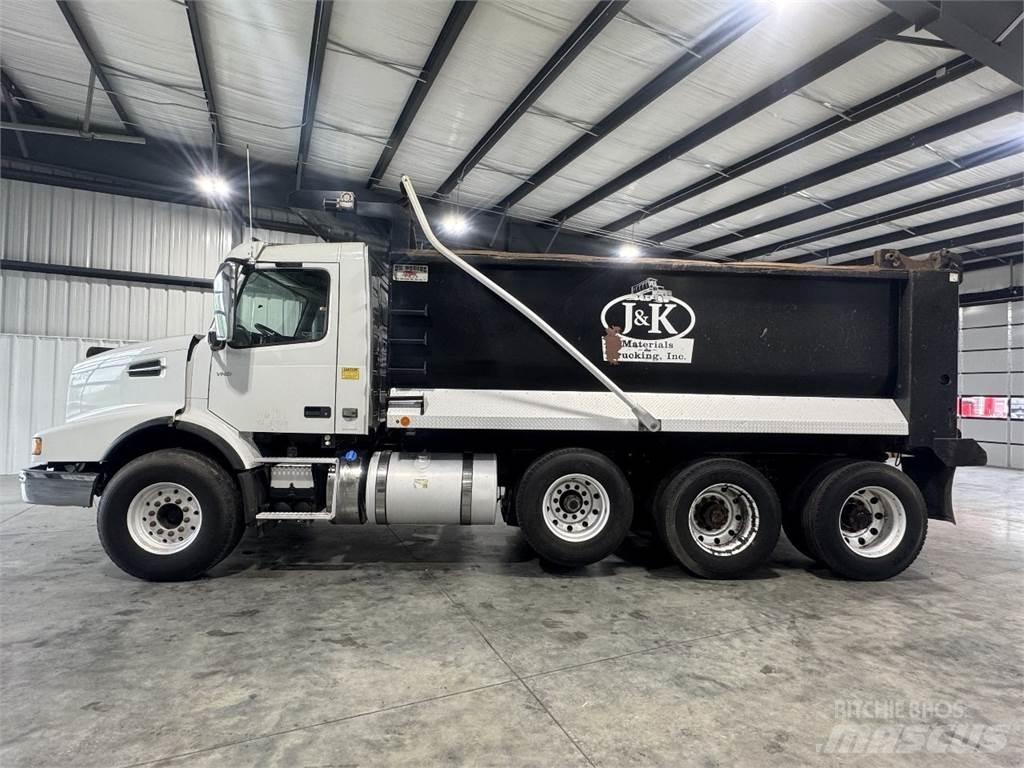 Volvo VHD Kiperi kamioni