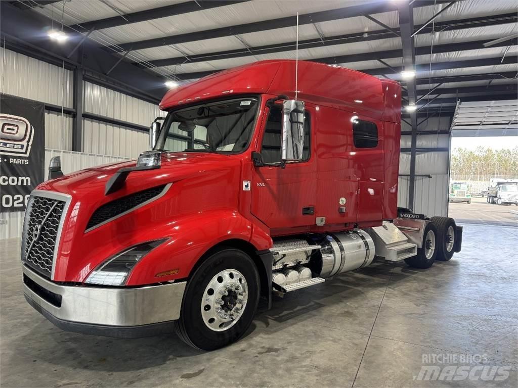 Volvo VNL64T740 Tegljači