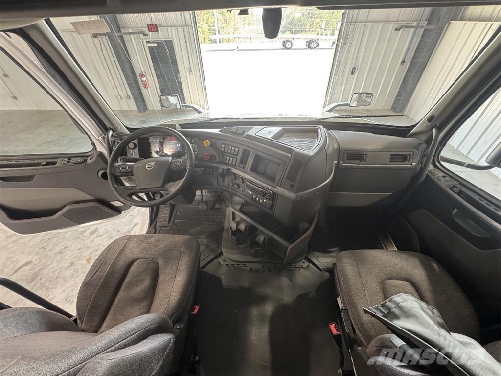 Volvo VNL760 Tegljači