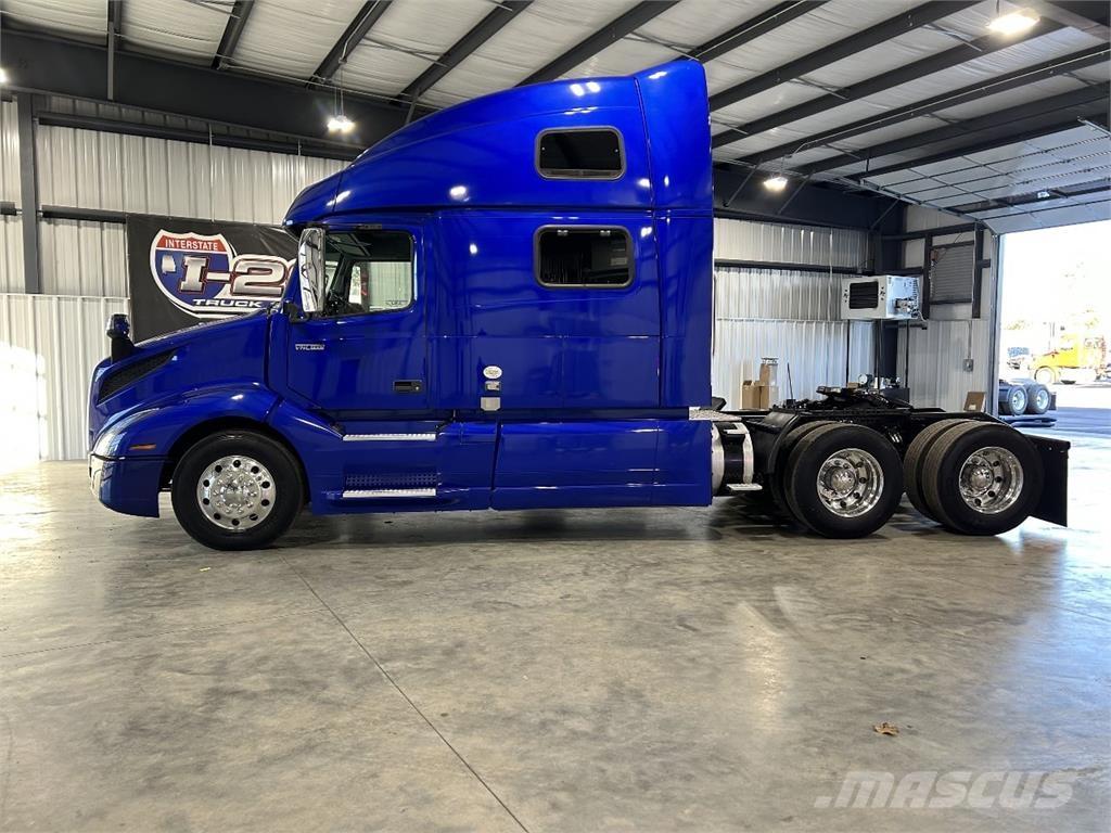 Volvo VNL860 Tegljači