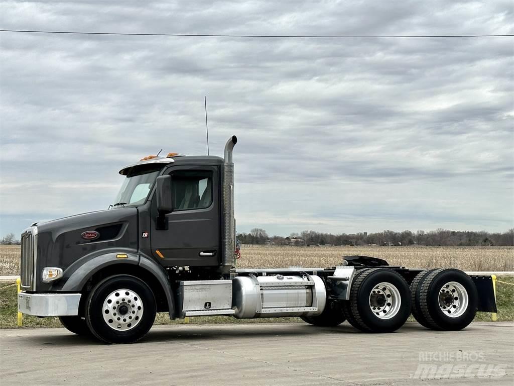 Peterbilt 567 Tegljači