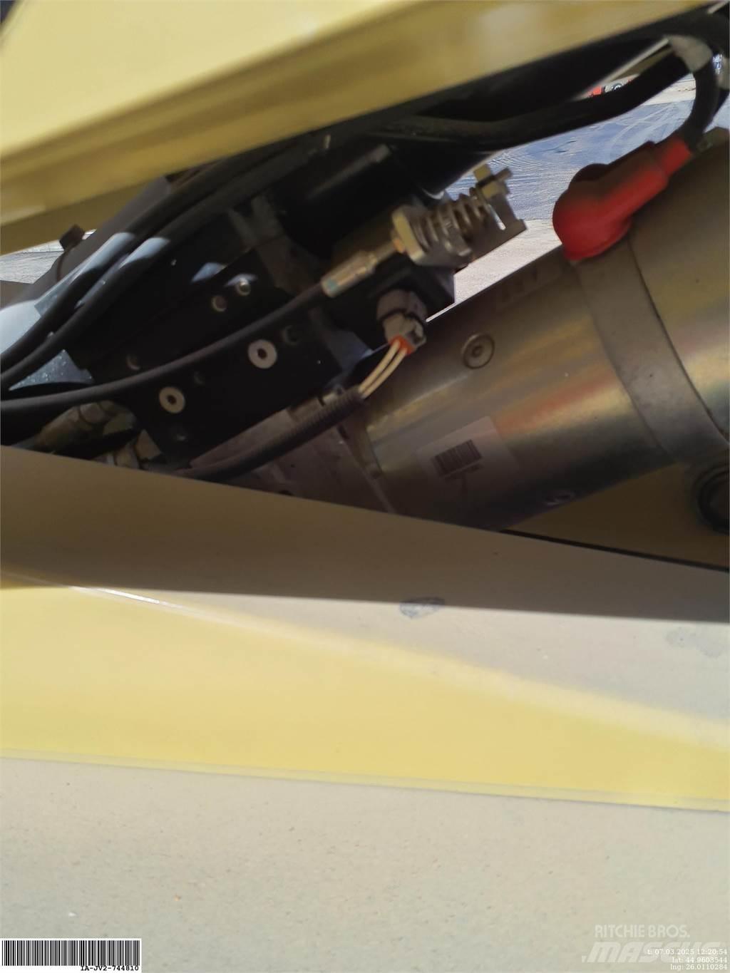 JLG 2032ES Makazaste platforme
