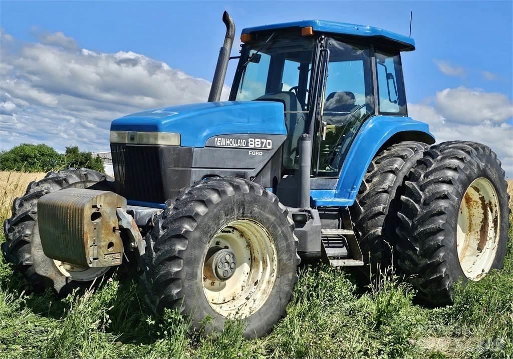 New Holland 8870 Traktori