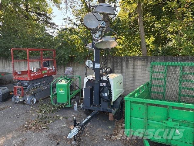 Atlas Copco V4 Rasvetni stubovi