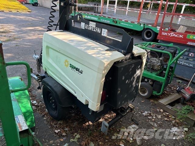 Atlas Copco V4 Rasvetni stubovi