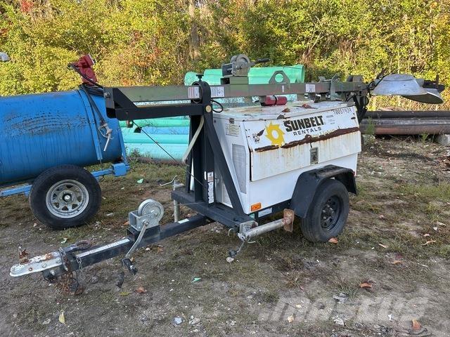 Atlas QLT M10 Rasvetni stubovi