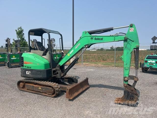 Bobcat E32 Bageri guseničari