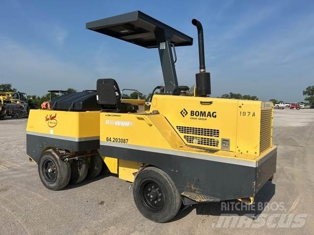 Bomag BW11RH Gumeni valjci na točkovima