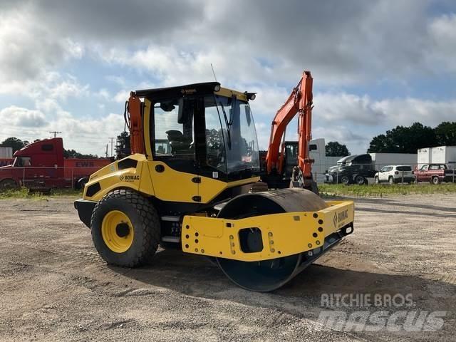 Bomag BW177D-5 Valjci sa jednim bubnjem
