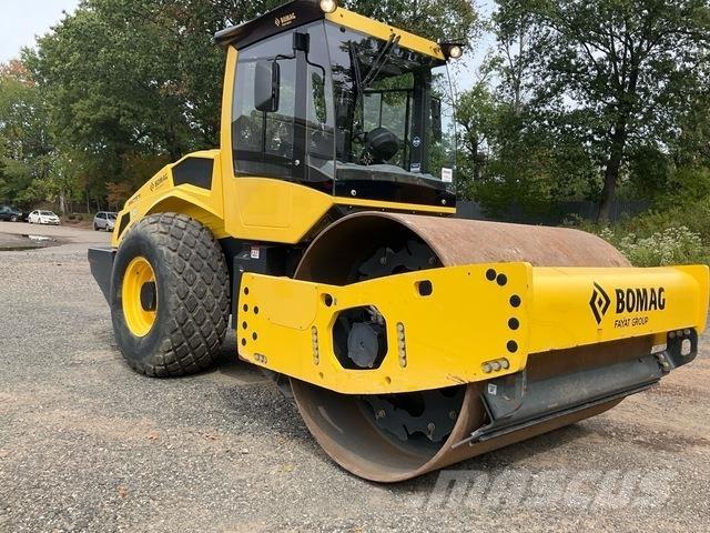 Bomag BW211 D Valjci sa jednim bubnjem