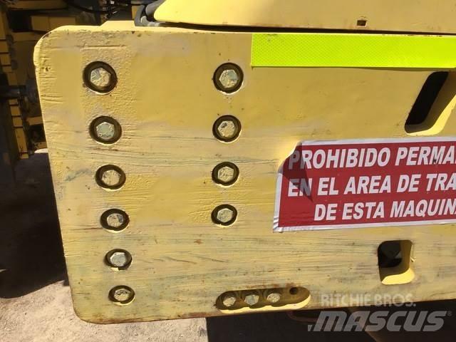 Bomag BW219DH-4 Valjci sa jednim bubnjem