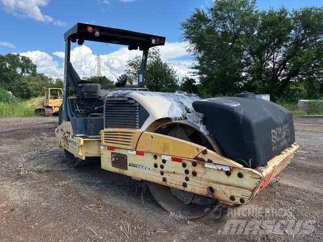 Bomag BW266AD Valjci sa duplim bubnjem