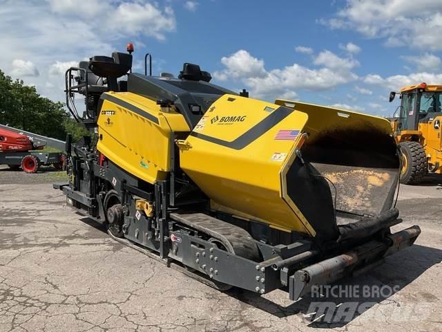 Bomag CR-820T Asfaltni finišeri