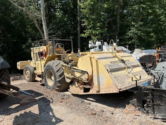 Bomag MPH100R Nabijači zemlje
