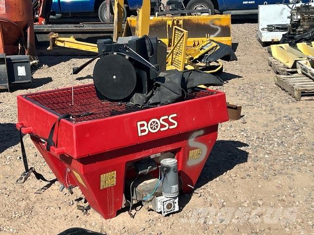 Boss VBX3000 Posipači soli i peska