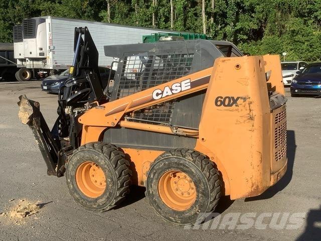 CASE 60XT Skid steer mini utovarivači
