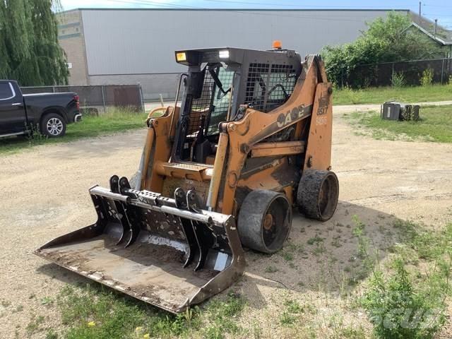 CASE 85XT Skid steer mini utovarivači