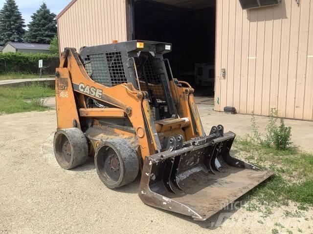 CASE 85XT Skid steer mini utovarivači