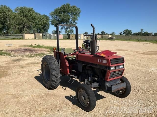 Case IH 385 Traktori