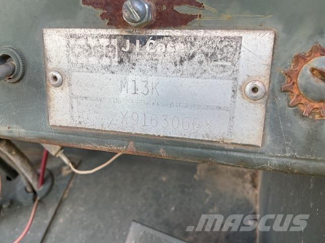 CASE M13K Vanterenski viljuškar