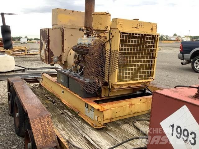 CAT 120K Dizel generatori
