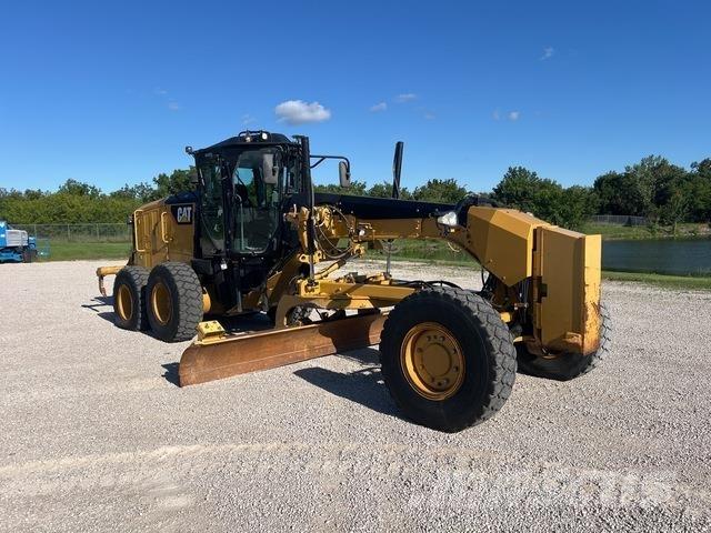 CAT 140M3 AWD Grejderi