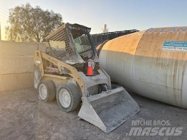 CAT 216B Skid steer mini utovarivači