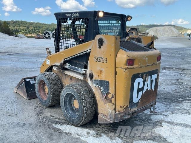 CAT 226B3 Skid steer mini utovarivači
