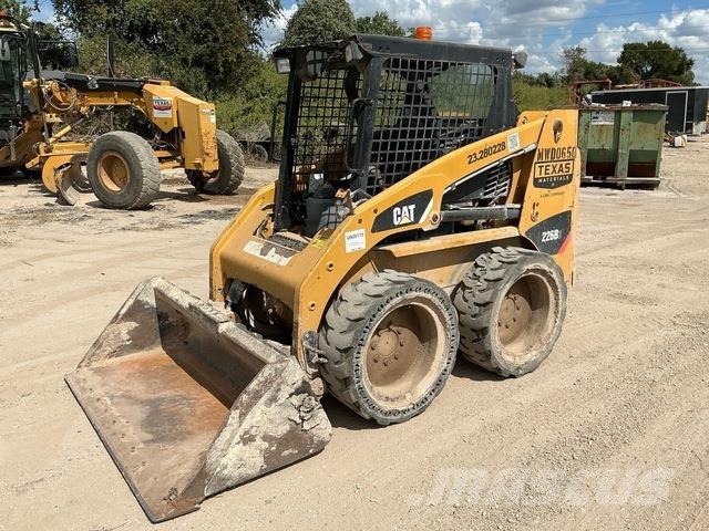 CAT 226B3 Skid steer mini utovarivači