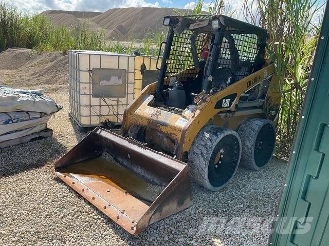 CAT 226B3 Skid steer mini utovarivači
