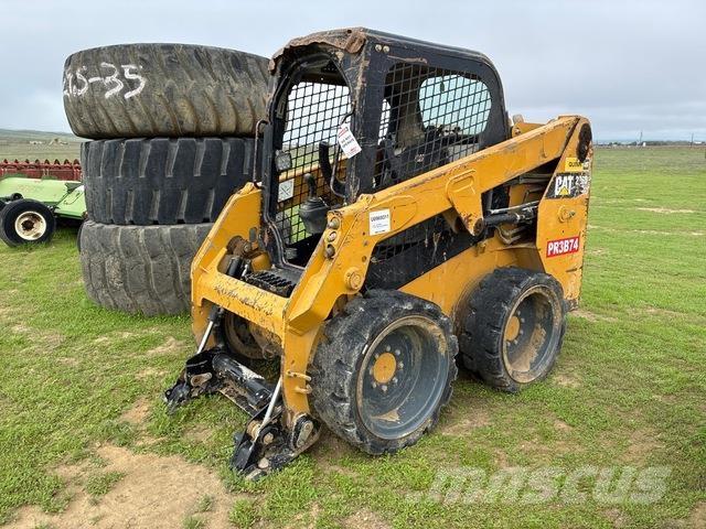 CAT 226D Skid steer mini utovarivači