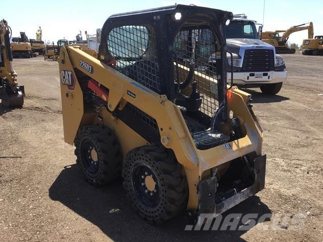 CAT 226D3 Skid steer mini utovarivači