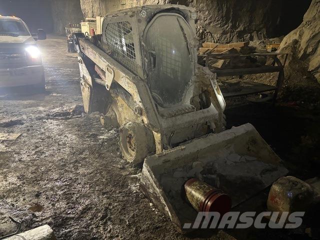 CAT 232D Skid steer mini utovarivači