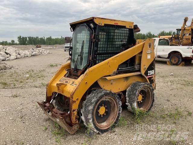 CAT 236B Skid steer mini utovarivači