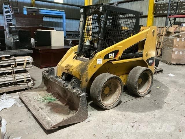 CAT 236B3 Skid steer mini utovarivači