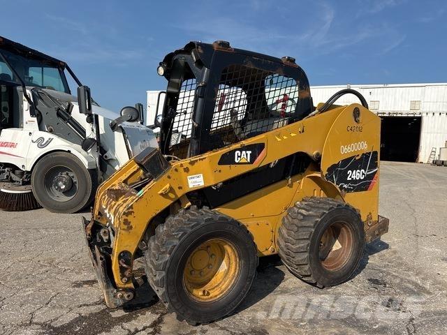 CAT 246C Skid steer mini utovarivači