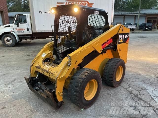 CAT 246D Skid steer mini utovarivači