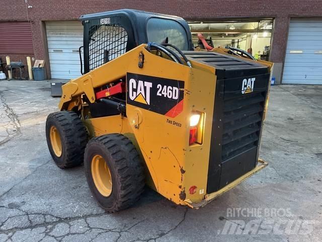 CAT 246D Skid steer mini utovarivači