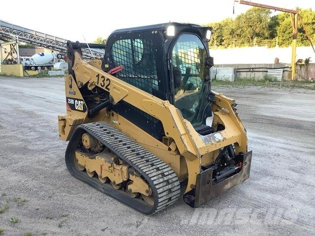 CAT 259D Skid steer mini utovarivači