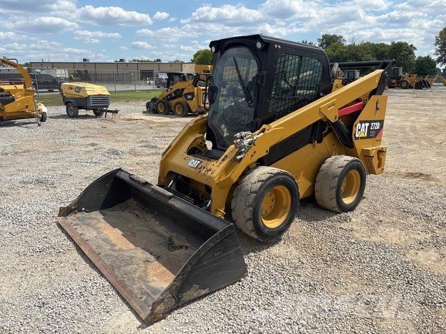 CAT 272D2 XHP Skid steer mini utovarivači