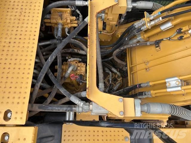 CAT 320 Bageri guseničari