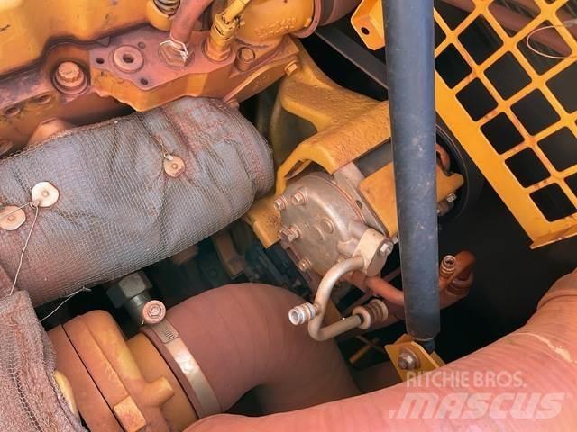 CAT 336 Bageri guseničari