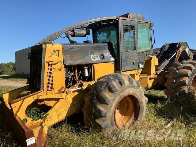 CAT 525C Skideri