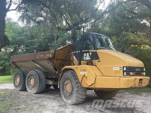 CAT 725 Zglobni damperi