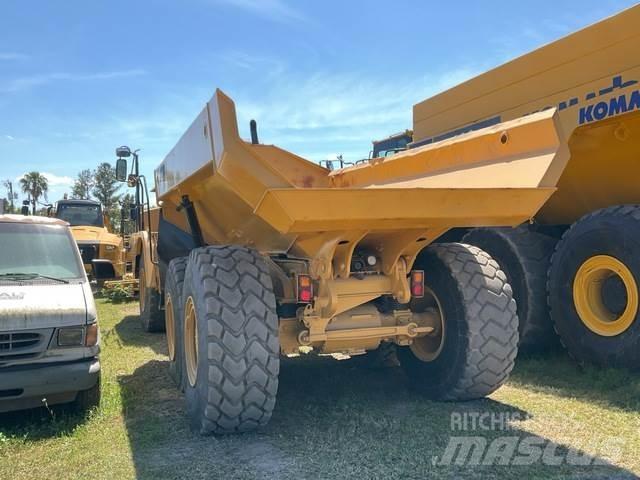 CAT 725C2 Zglobni damperi
