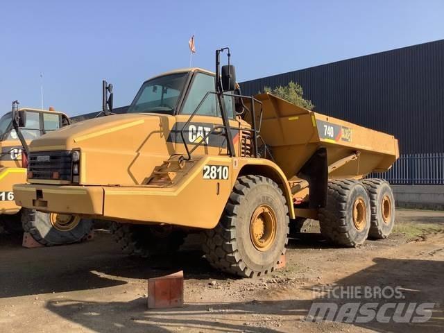 CAT 740 Zglobni damperi