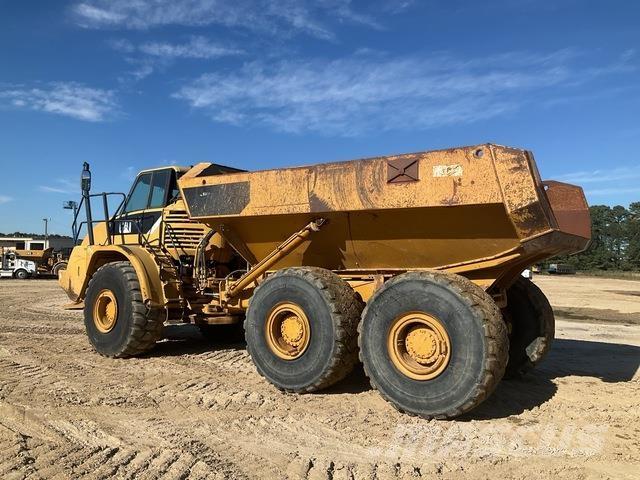 CAT 740 Zglobni damperi