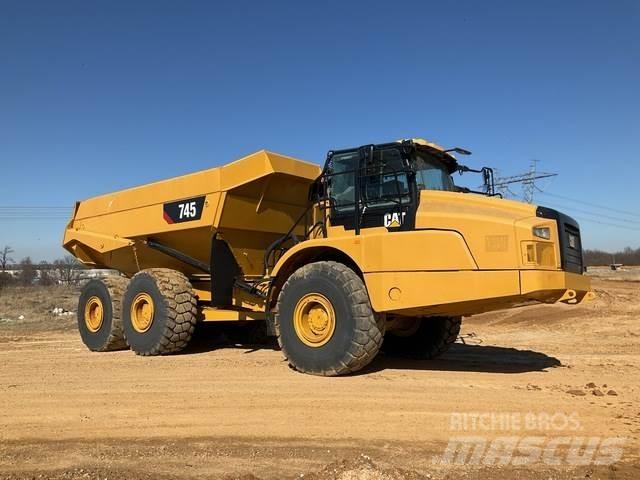 CAT 745 Zglobni damperi