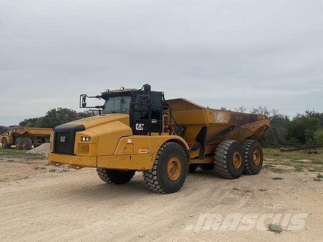 CAT 745 Zglobni damperi